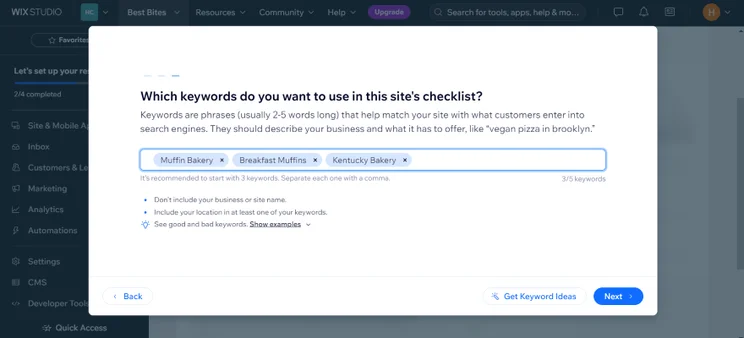 A user selecting 'Muffin Bakery', 'Breakfast Muffins', and 'Kentucky Bakery' keywords in the Wix SEO checklist setup.