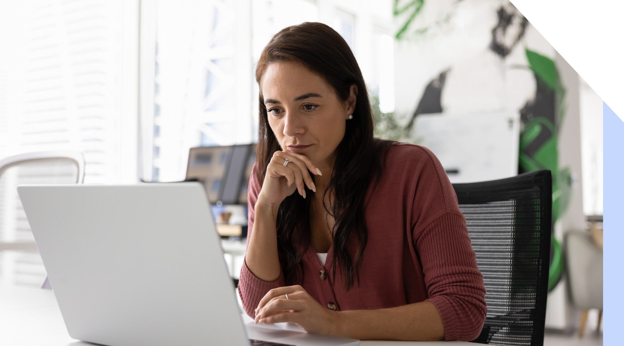 Hostinger vs GoDaddy: A Side-by-Side Comparison